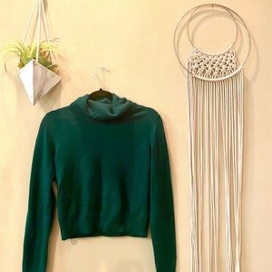 Pretty turtle neck sweater